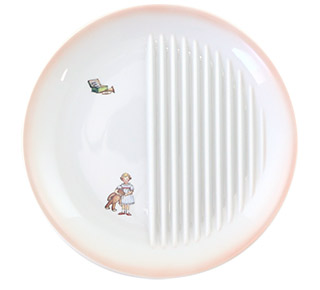 なみなみプレート(プチメゾン・ドゥ・マニー）